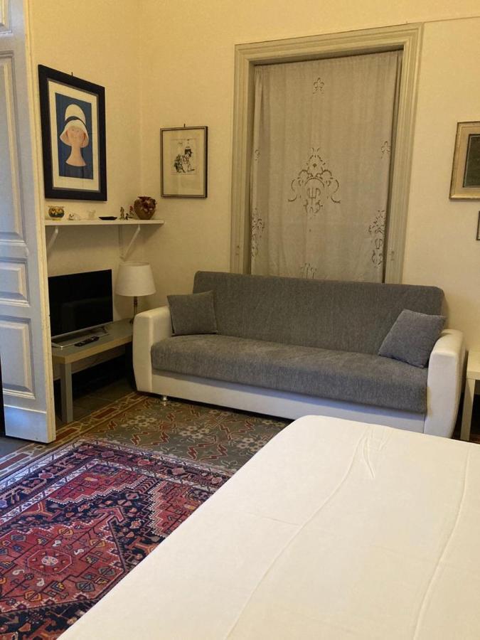 L'Oasi Di Sofia Appartamento Turistico Etnea Cavour Bellini คาตาเนีย ภายนอก รูปภาพ
